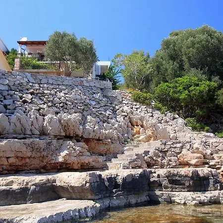 Robinson Leonardo アパート